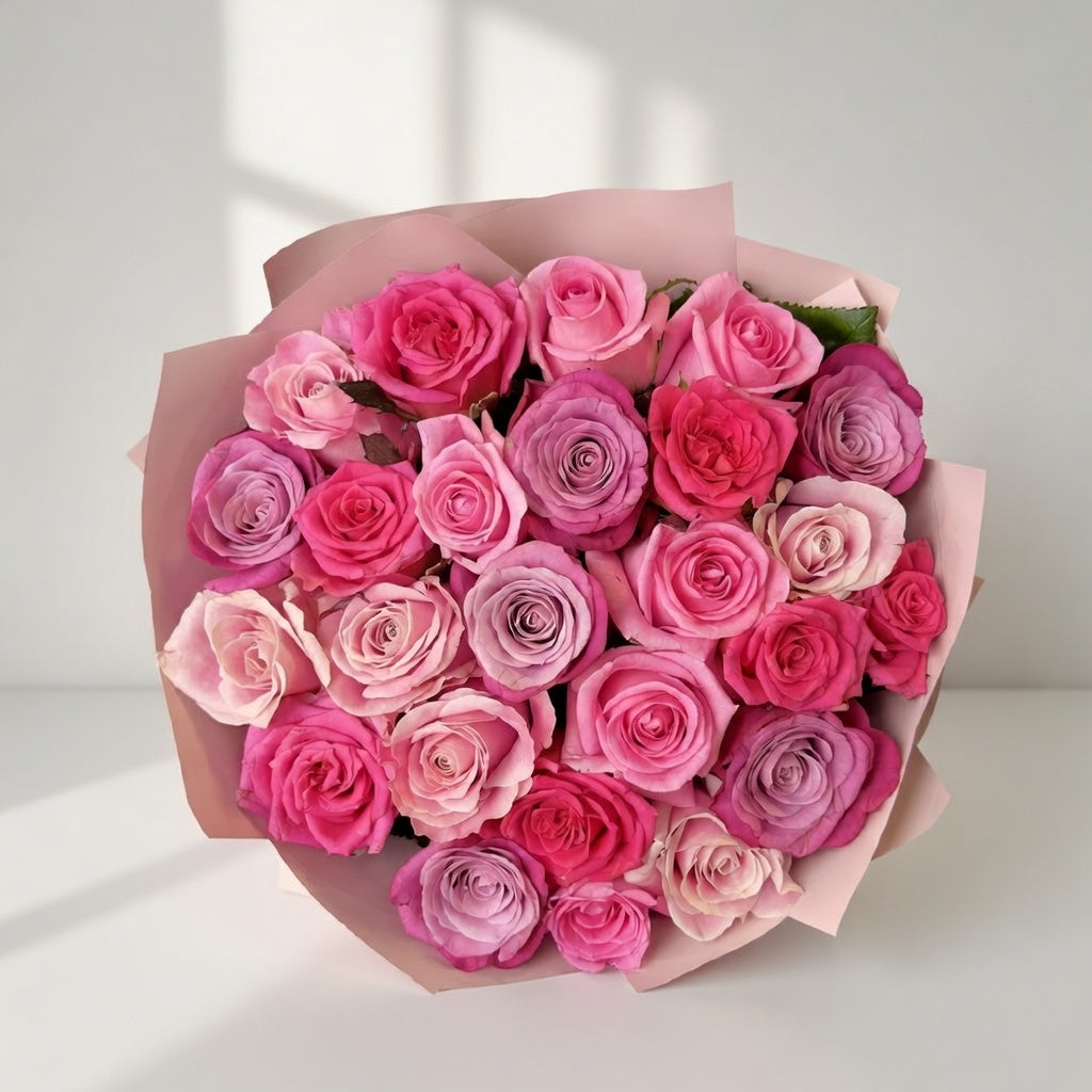 25 Classic Roses Bouquet - TAVÉINE AE