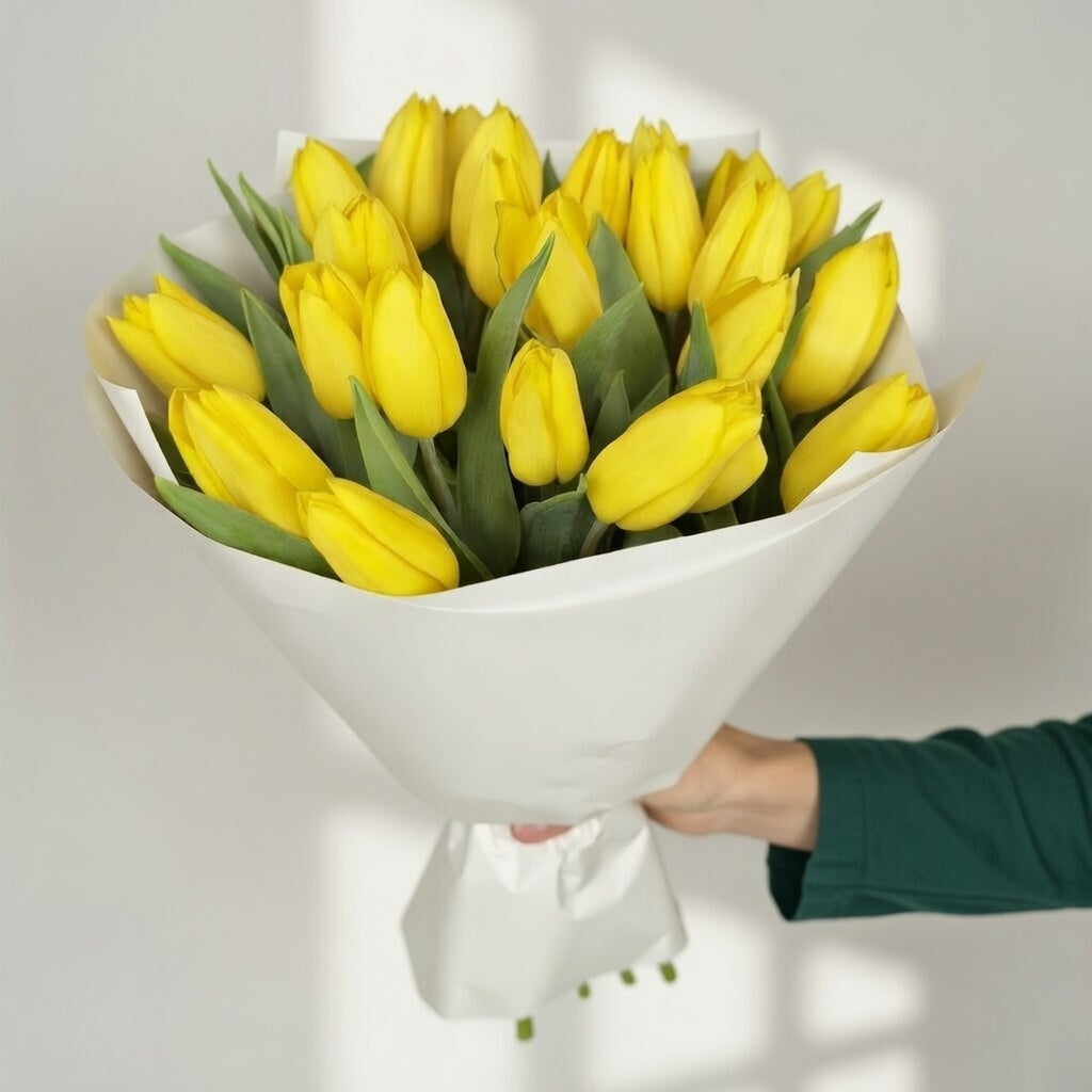 Golden Sunshine - 25 Yellow Tulips - TAVÉINE AE